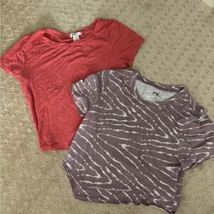 bundle of two crop tops!